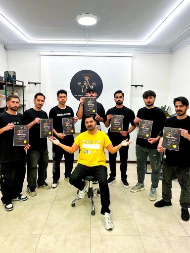 عکس آکادمی آرایشگری حسین صفارزاده