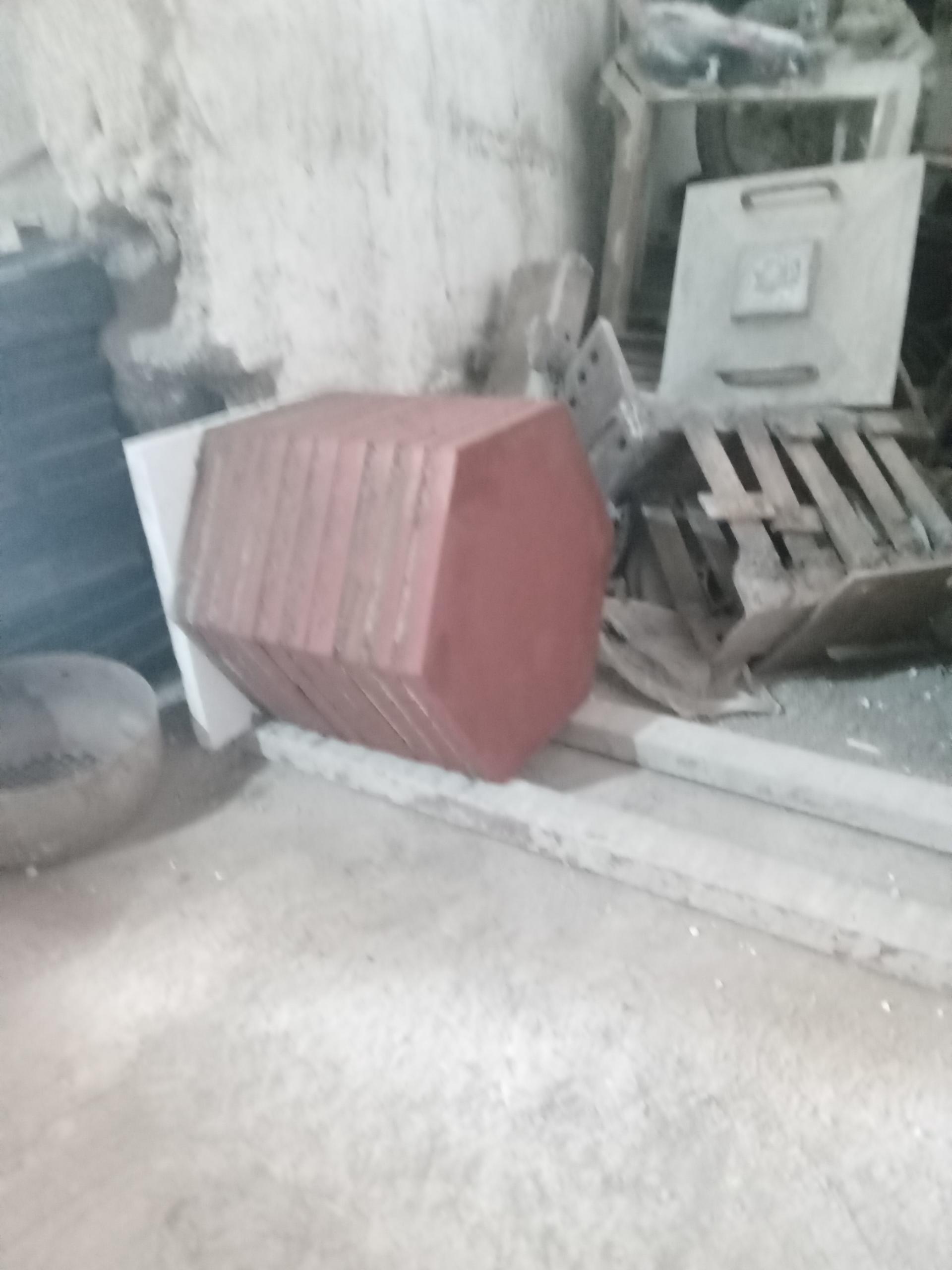 عکس کارگاه تولیدی موزاییک