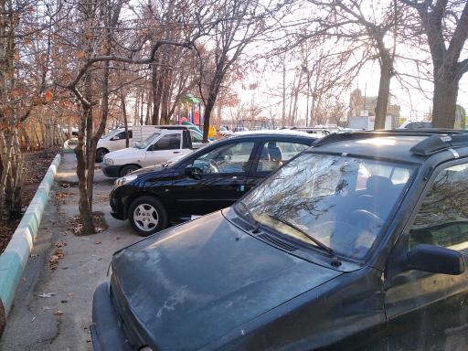 عکس پارکینگ گلزار شهدای شهر کوشک 