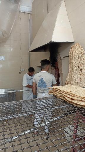 عکس نانوایی سنگک