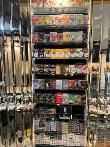 عکس بوتیک دخانیات دارک لیف