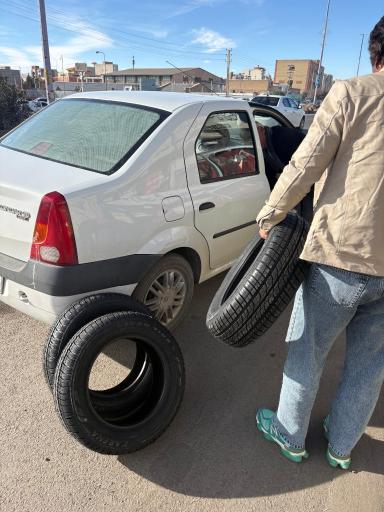 لاستیک ایران زمین میانه