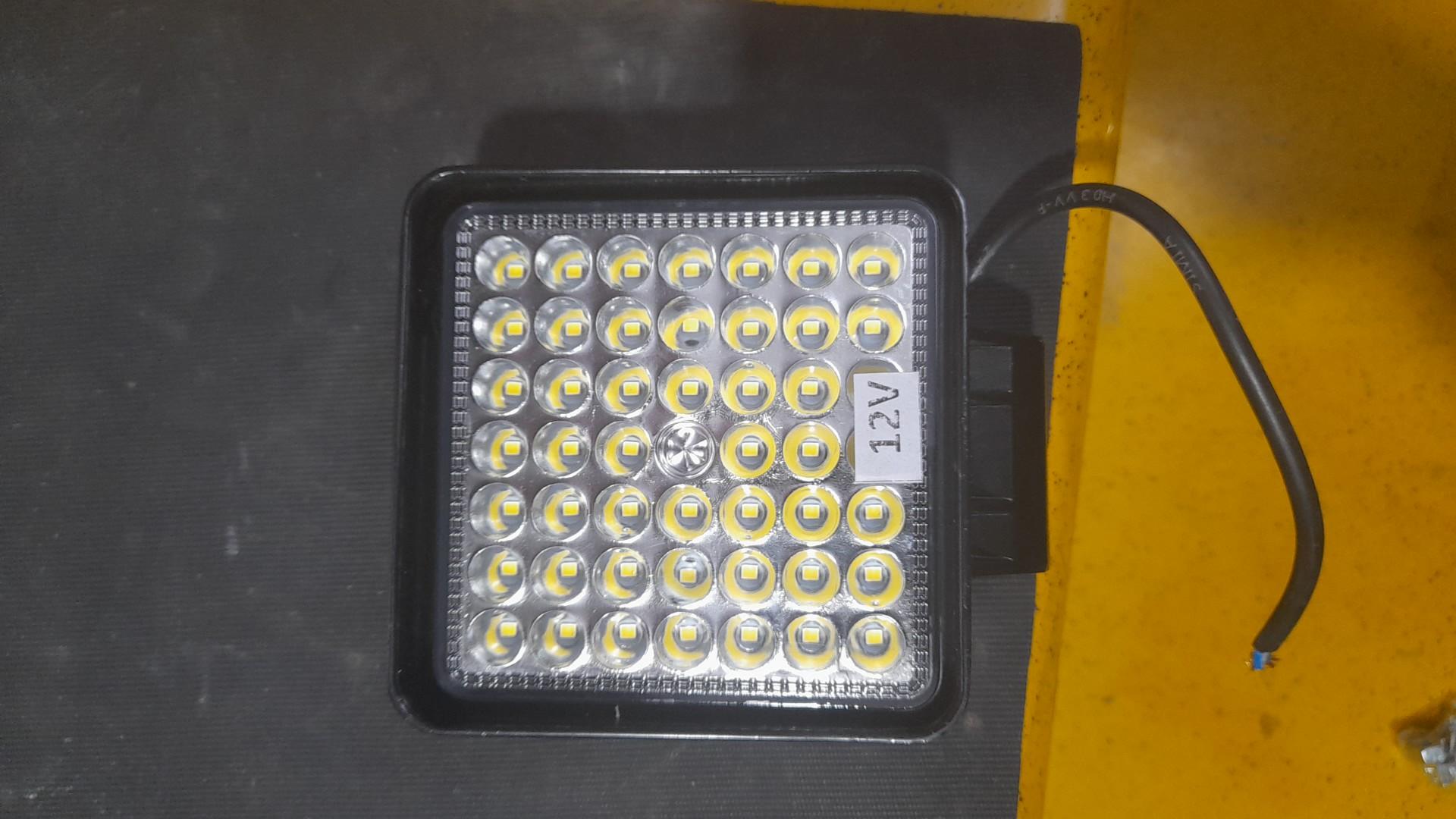 عکس لوازم یدکی تراکتور نادری