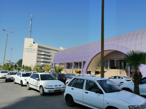 عکس ورودی شمال مجتمع تجاری  برند سنتر 