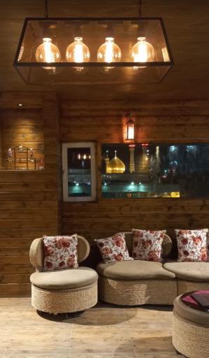 عکس کافه قلیان سرای صادقیه