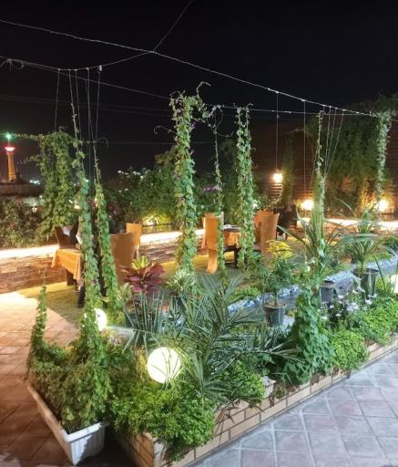 عکس کافه قلیان سرای صادقیه