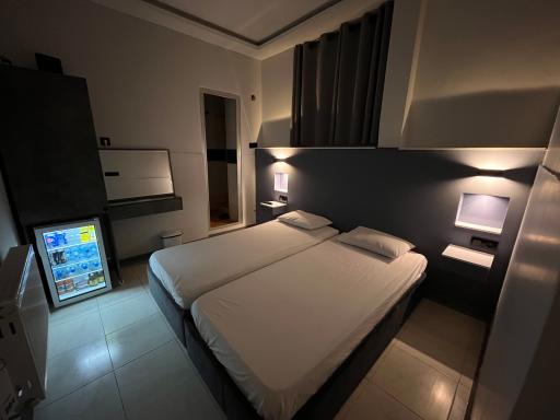 عکس مهمانپذیر رحمانیان