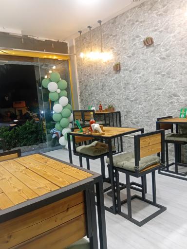 عکس فست فود رستیکا