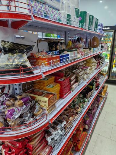 عکس فروشگاه مواد غذایی گلدن مارکت