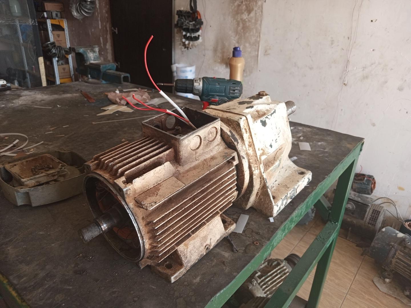 عکس الکتروصنعت 