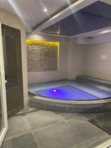 عکس باشگاه بدنسازی تیام