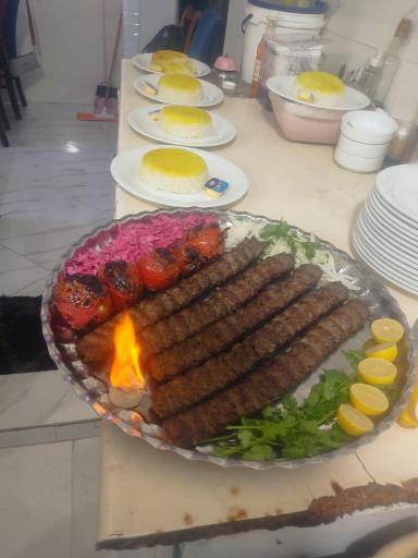 عکس رستوران کوروش