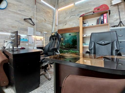 عکس مشاور املاک سبحان