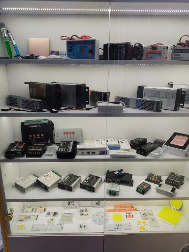 عکس پرتو الکترونیک نو آوران