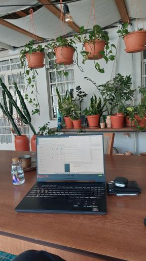 عکس خانه آسودن سمت ما