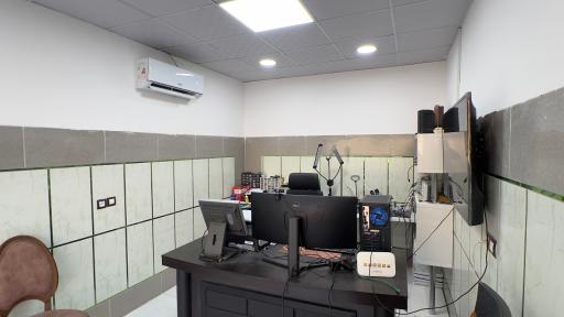 عکس فروشگاه الکتروبایت