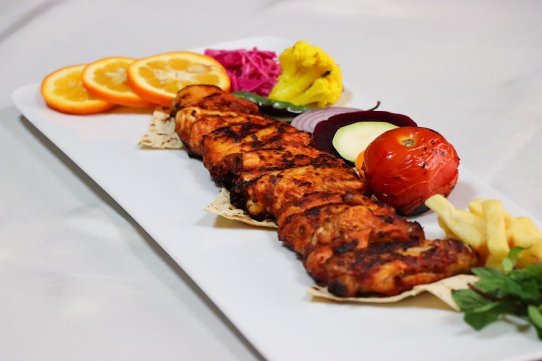 عکس رستوران آوای بیستون