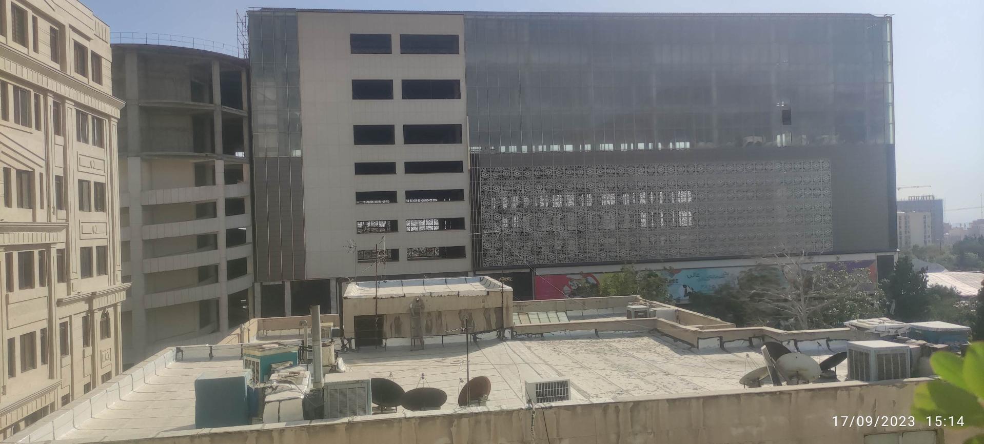 عکس مرکز خرید المپیا