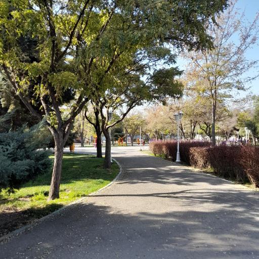 بوستان فروغ