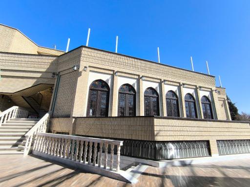 عکس کافه نیلوفرانه