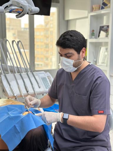 عکس دکتر پیمان عباس نژاد