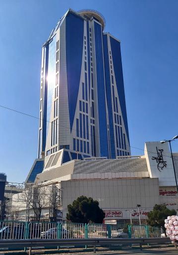 عکس برج آناهید