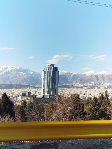 عکس برج آناهید