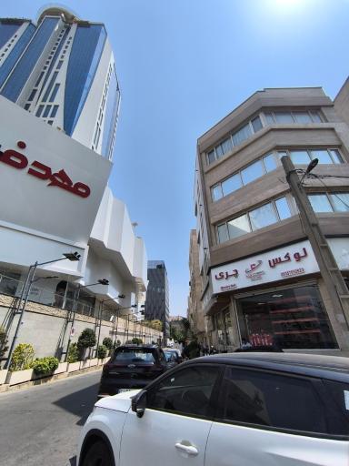 عکس برج آناهید