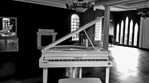 عکس باغ عمارت عروس شکاری