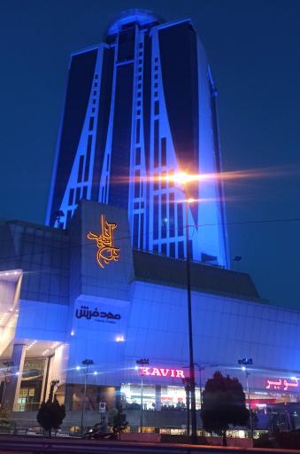 عکس برج آناهید