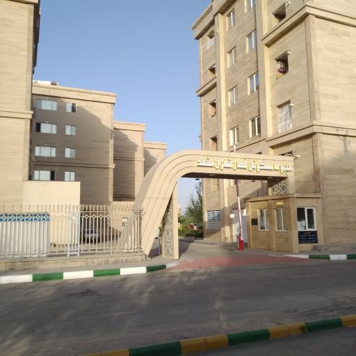 عکس مجموعه مسکونی قطارشهری مشهد