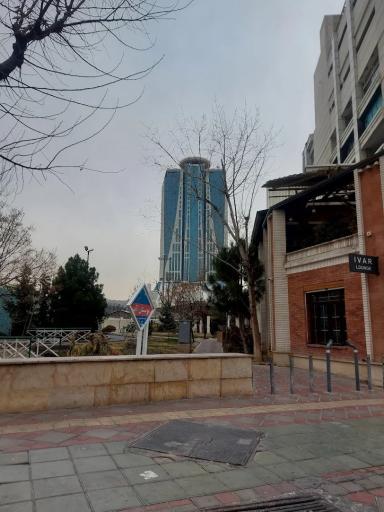 عکس برج آناهید