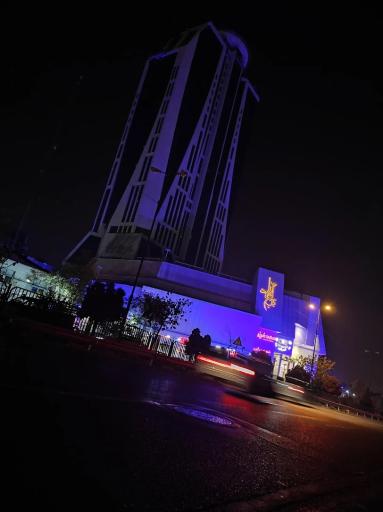 عکس برج آناهید