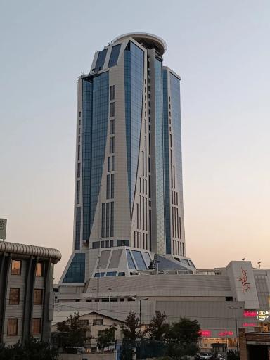عکس برج آناهید