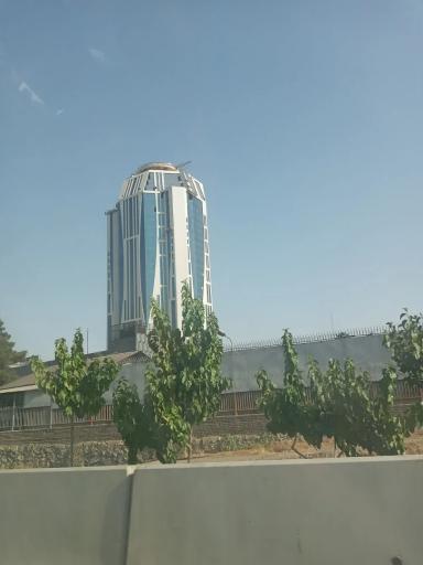 عکس برج آناهید