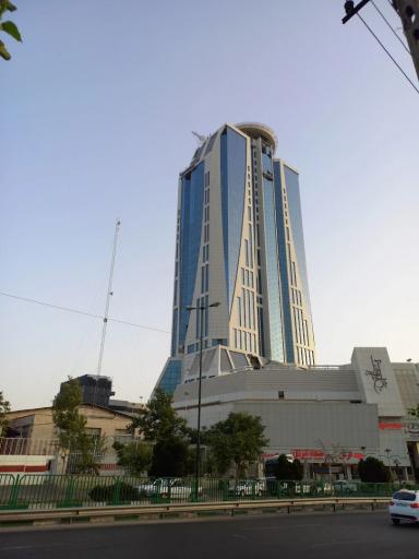 عکس برج آناهید