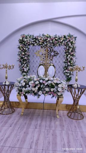 عکس تالار عمارت سفید