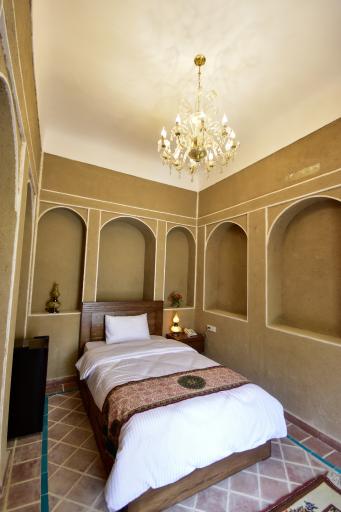 اقامتگاه سنتی هزار و یک شب چهارباغ