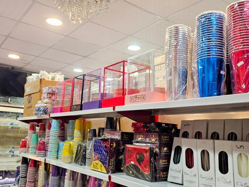 عکس ظروف یکبار مصرف و تم تولد تمشاد