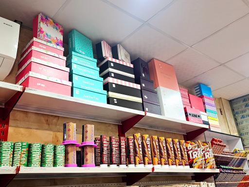 ظروف یکبار مصرف و تم تولد تمشاد