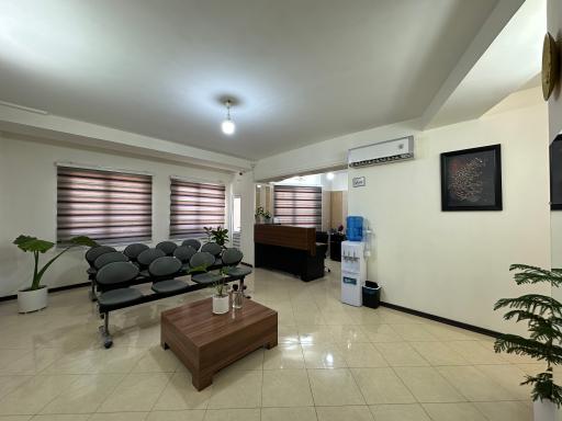 دکتر فاطمه سبحانی متخصص زنان و زایمان