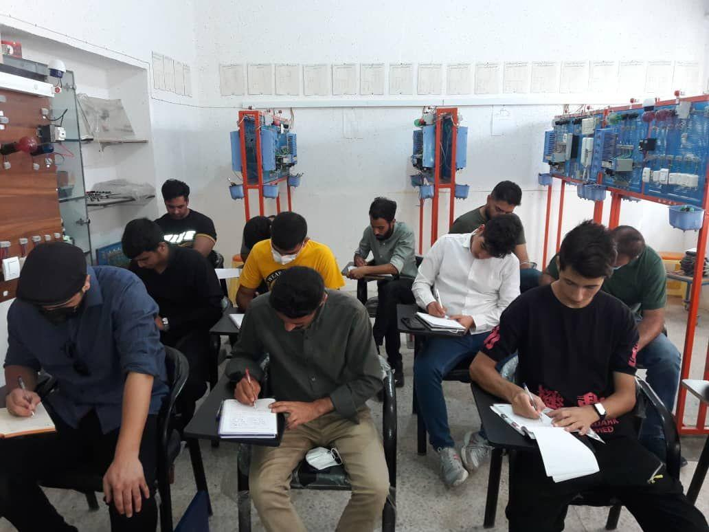 عکس آموزشگاه فنی و حرفه ای کوشا