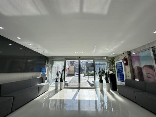 عکس کلینیک تخصصی پوست سلامت ایده آل