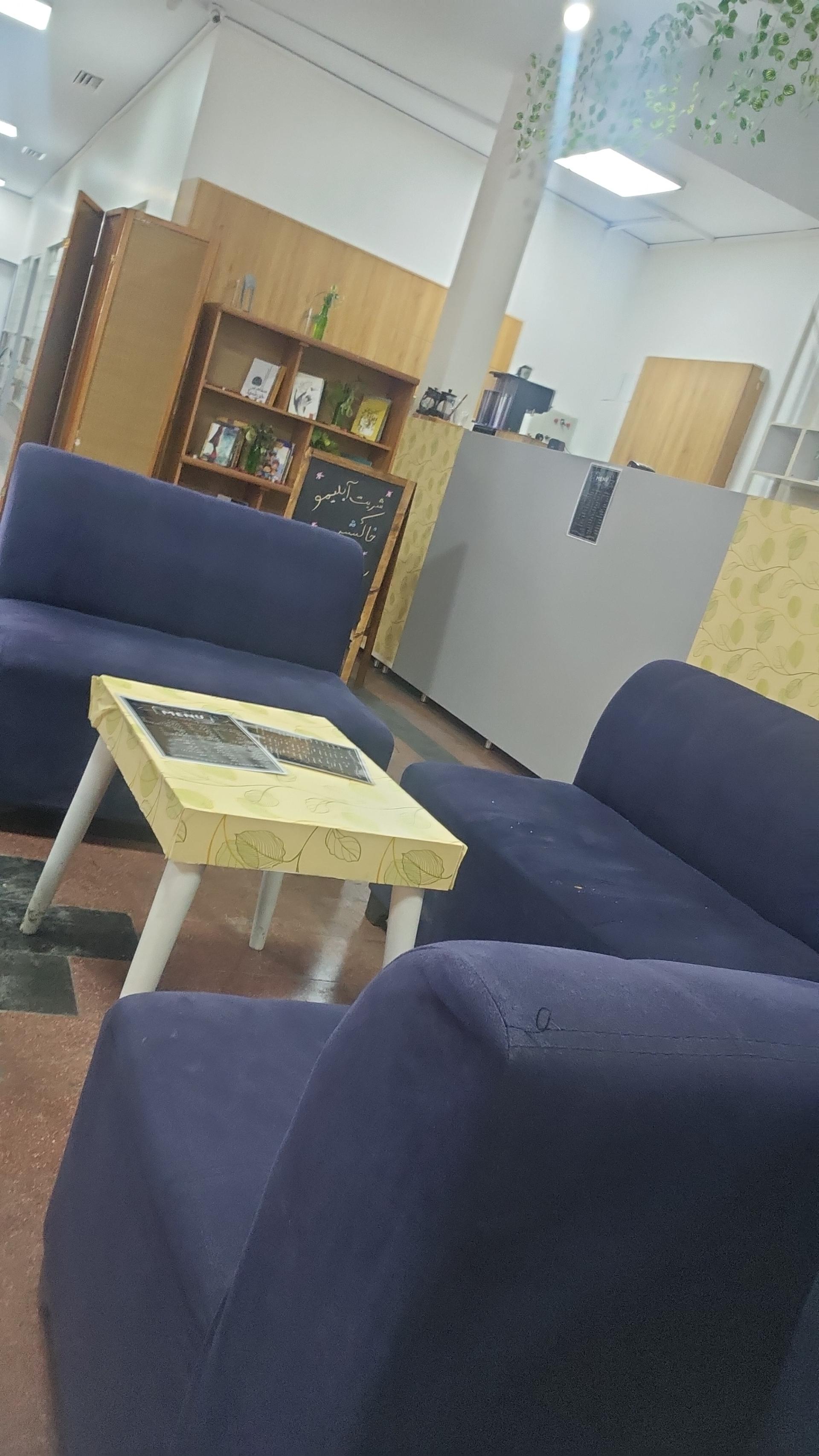 عکس کتابخانه سرای محله رضوان