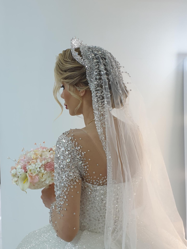 عکس آرایشگاه شنیون فیروزه