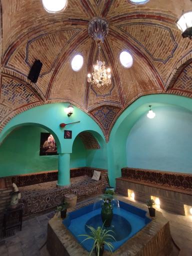 عکس سفره خانه سنتی شوکتیه 