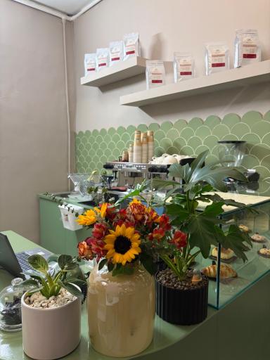 عکس کافه رواق