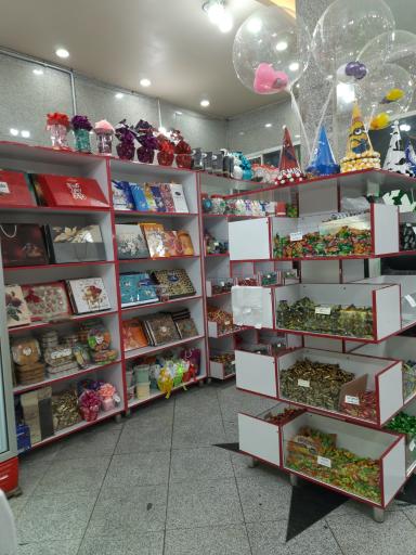 عکس قنادی ماه نور