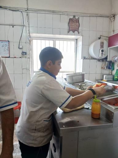 عکس ساندویچ دایی رضا