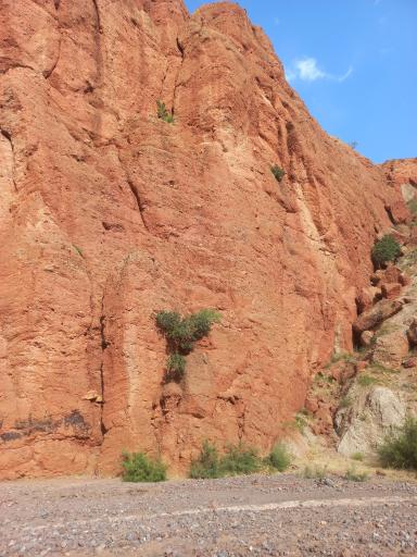 عکس هفت غار نیشابور